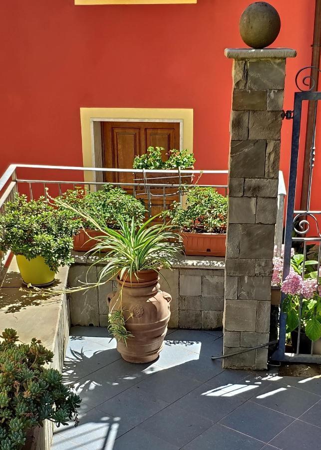 Pietra Di Mare Hotell Biassa Exteriör bild