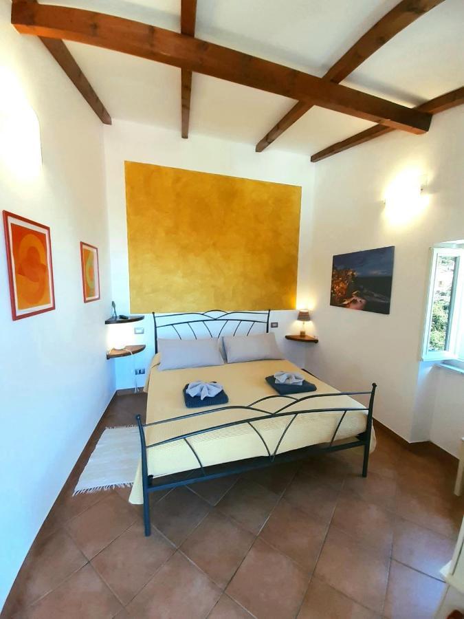 Pietra Di Mare Hotell Biassa Exteriör bild
