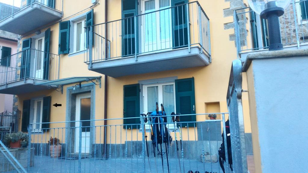 Pietra Di Mare Hotell Biassa Exteriör bild